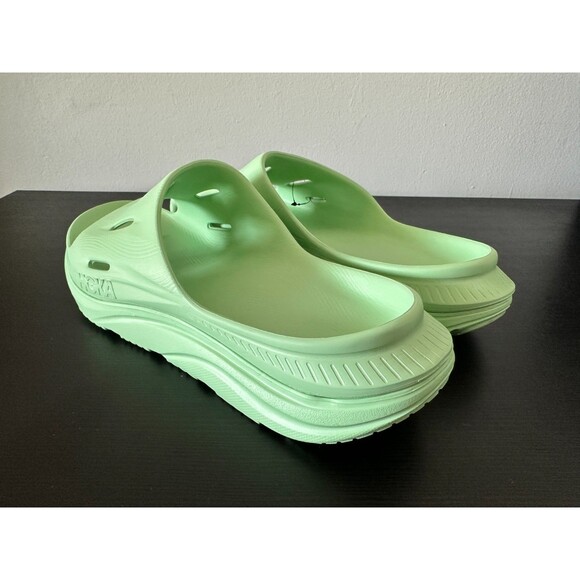 Sandals_&_Flip_Flops
